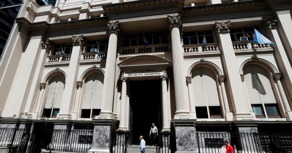 Carta orgánica del Banco Central: cuál es el impacto real y las dudas de la reforma que impulsa Milei - Radio Vida Maciá