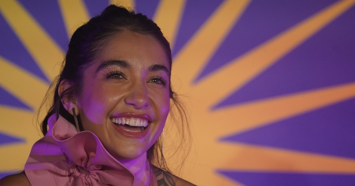 María Becerra cantará el Himno Nacional en la final del Mundial 2026: el increíble salto de la chica que se hizo famosa afeitándose el bigote en YouTube - Radio Vida Maciá