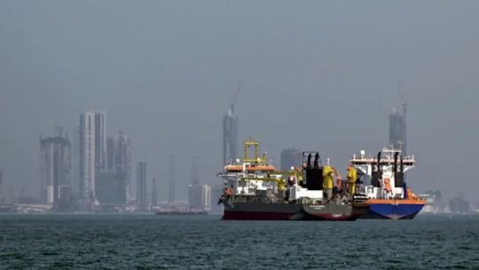 Alberto Ruskolekier sobre las dificultades en el Estrecho de Ormuz: Estarían faltando 5 a 6 millones de barriles de petróleo" - Radio Vida Maciá