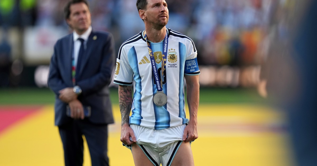 El campeón del mundo con España que se rindió ante Messi en redes - Radio Vida Maciá