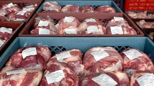 La carne vacuna pierde lugar en la mesa: cae el consumo, pese a la estabilidad de los precios - Radio Vida Maciá